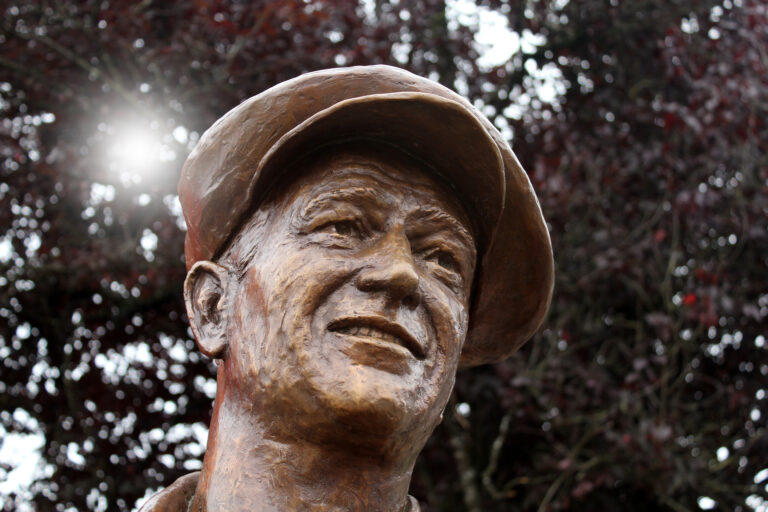 Creating the Quiet Man in bronze.